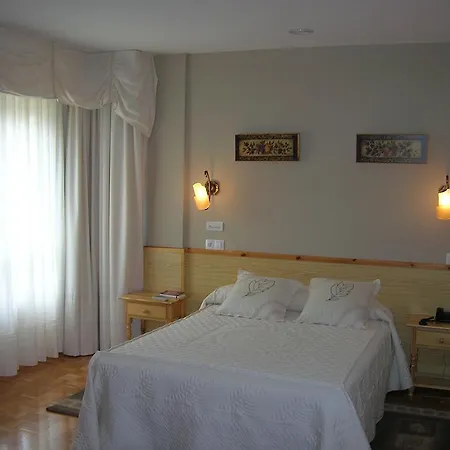 ホテル San Briz A Pontenova