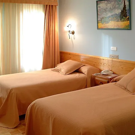 San Briz Hotel 2*