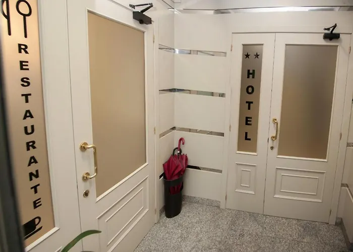 Hotell San Briz 2*